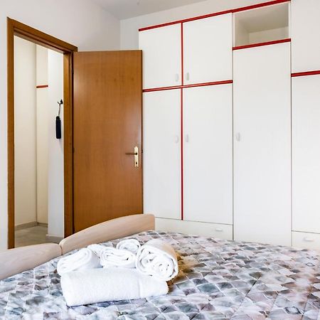 Luni Mare Modern Balcony Flat Apartment Marinella di Sarzana Exterior photo