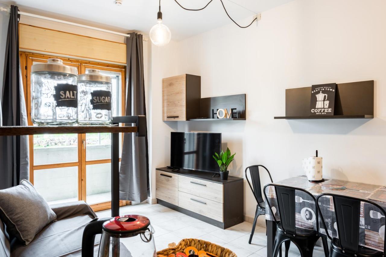 Luni Mare Modern Balcony Flat Apartment Marinella di Sarzana Exterior photo