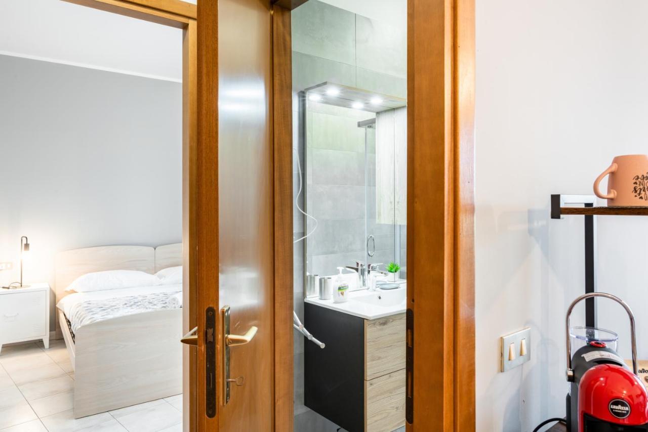 Luni Mare Modern Balcony Flat Apartment Marinella di Sarzana Exterior photo